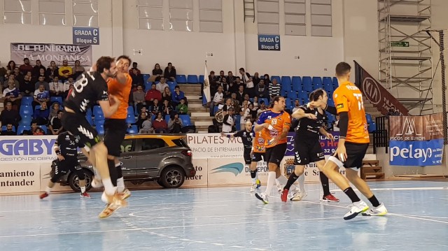 El Benidorm cae con claridad en Santander