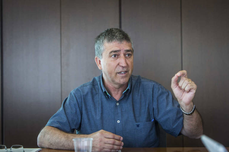 Diferencias en el Consell: Economía solo quiere al taxi para los traslados de su personal