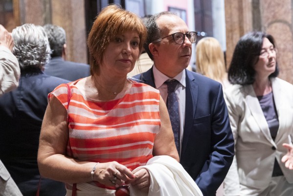 À Punt convoca 528 plazas en sus oposiciones 