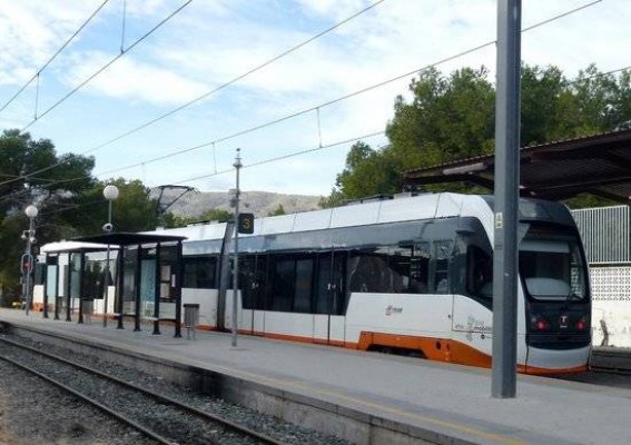 FCC-CHM y Pavasal se quedan con el megacontrato de FGV para la renovación de andenes en Benidorm