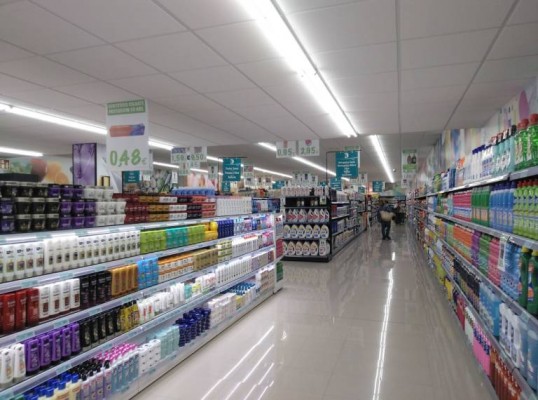 SuperDumbo cierra plantilla para su nueva tienda en San Vicente y prevé abrir para Navidad