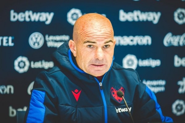 Paco López: “El Getafe es un equipo al alza que mete mucha intensidad”