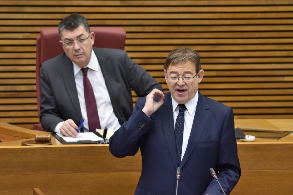 PP y Ciudadanos cercan a Puig por las ayudas a su hermano y las becas de Presidencia