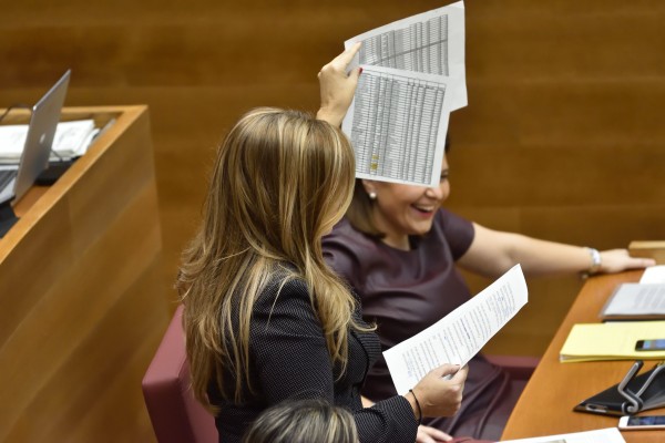 Francis Puig falsificó y quintuplicó una factura para justificar las subvenciones, según el PP