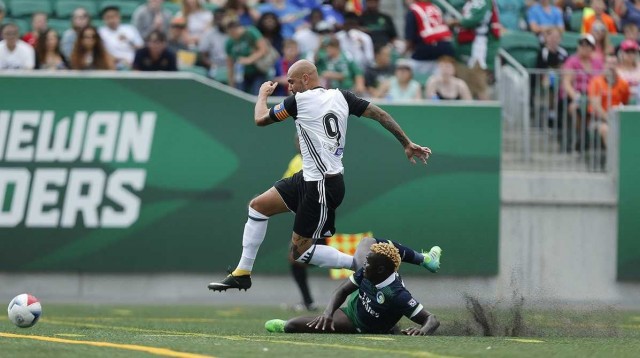 El Valencia CF cae ante el Cosmos con la peor imagen de la pretemporada
