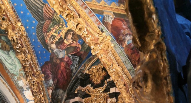 La afección por humedad de los ángeles músicos de la Catedral es 