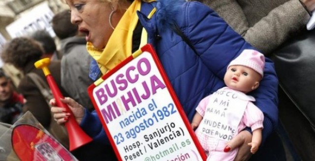 Un juez a la Generalitat: busque datos de la madre de un niño robado a un hospital, un médico y una orden