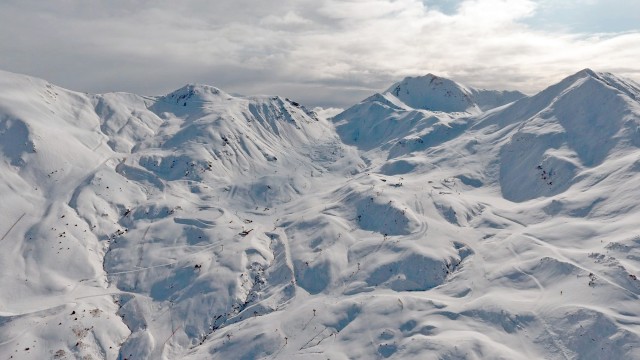 Boí Taüll arranca la temporada de invierno este sábado 30 de noviembre con mas de 25 km de pistas y un espesor de nieve de cerca de 1 metro