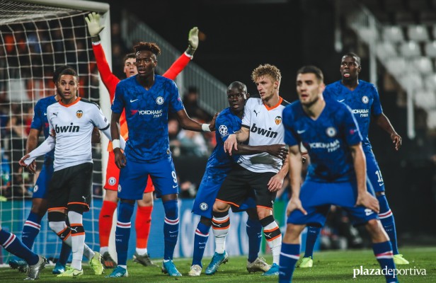Los octavos se decidirán en Amsterdam
