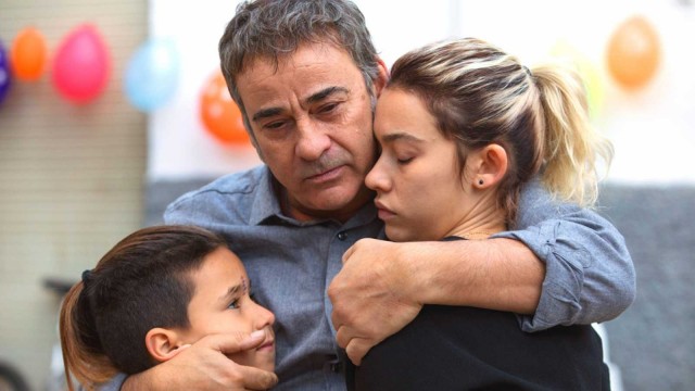 'La hija de un ladrón': Querer ser normal