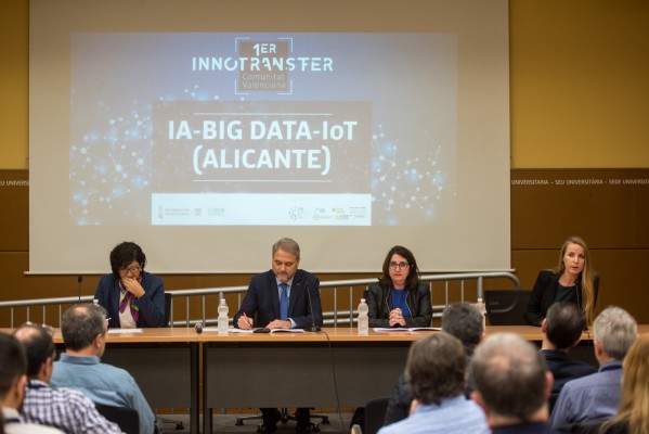 Tecnología universitaria al servicio de la sociedad y las oportunidades que deparará el 5G 