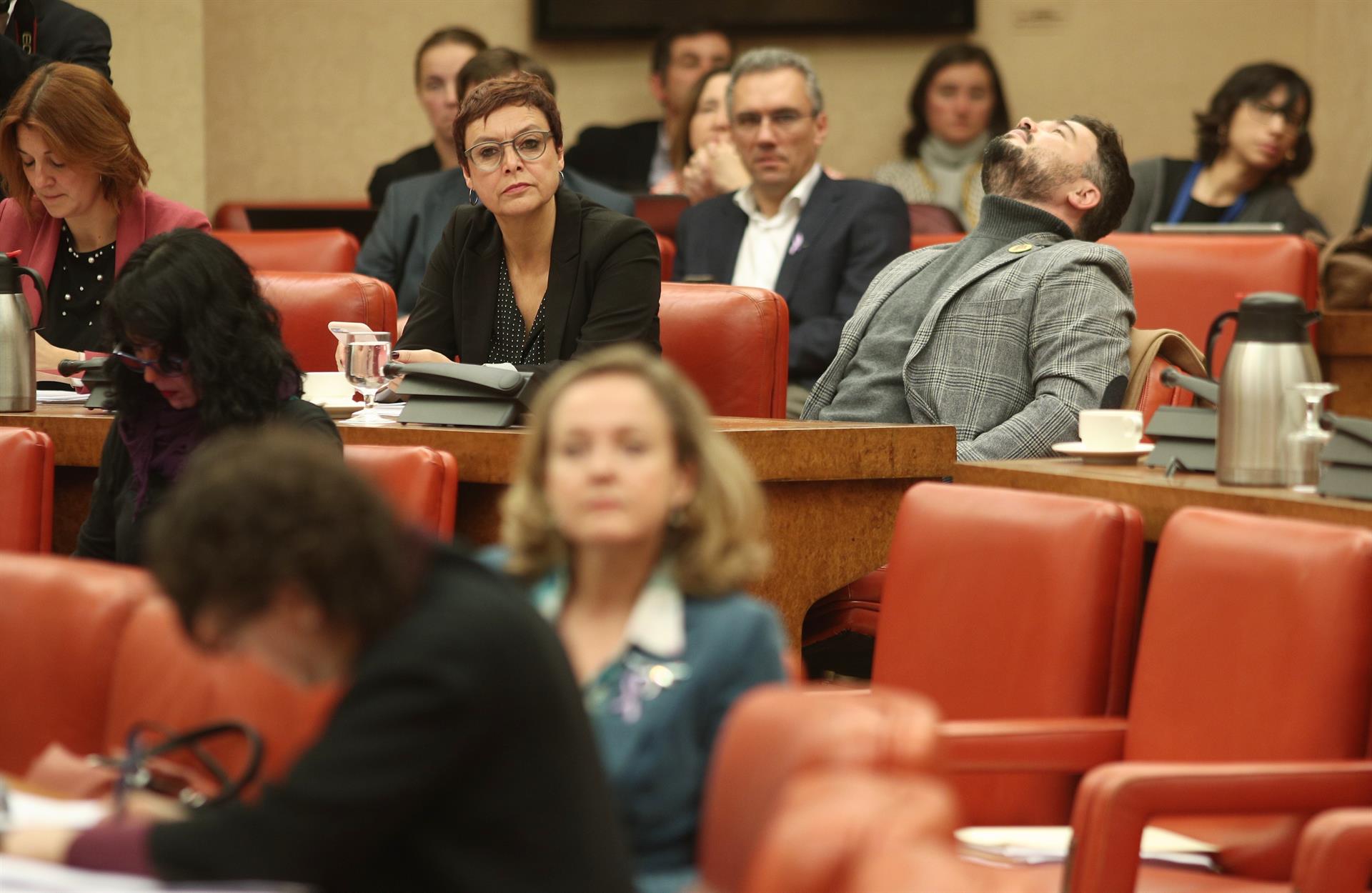 Podemos, ERC y PNV y Compromís se desmarcan de Sánchez en el decreto contra la 'república digital'