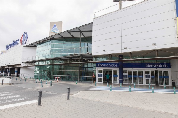 Carrefour compra 'Puerta de Alicante' a Klépierre e impulsa una reforma integral para reactivarlo