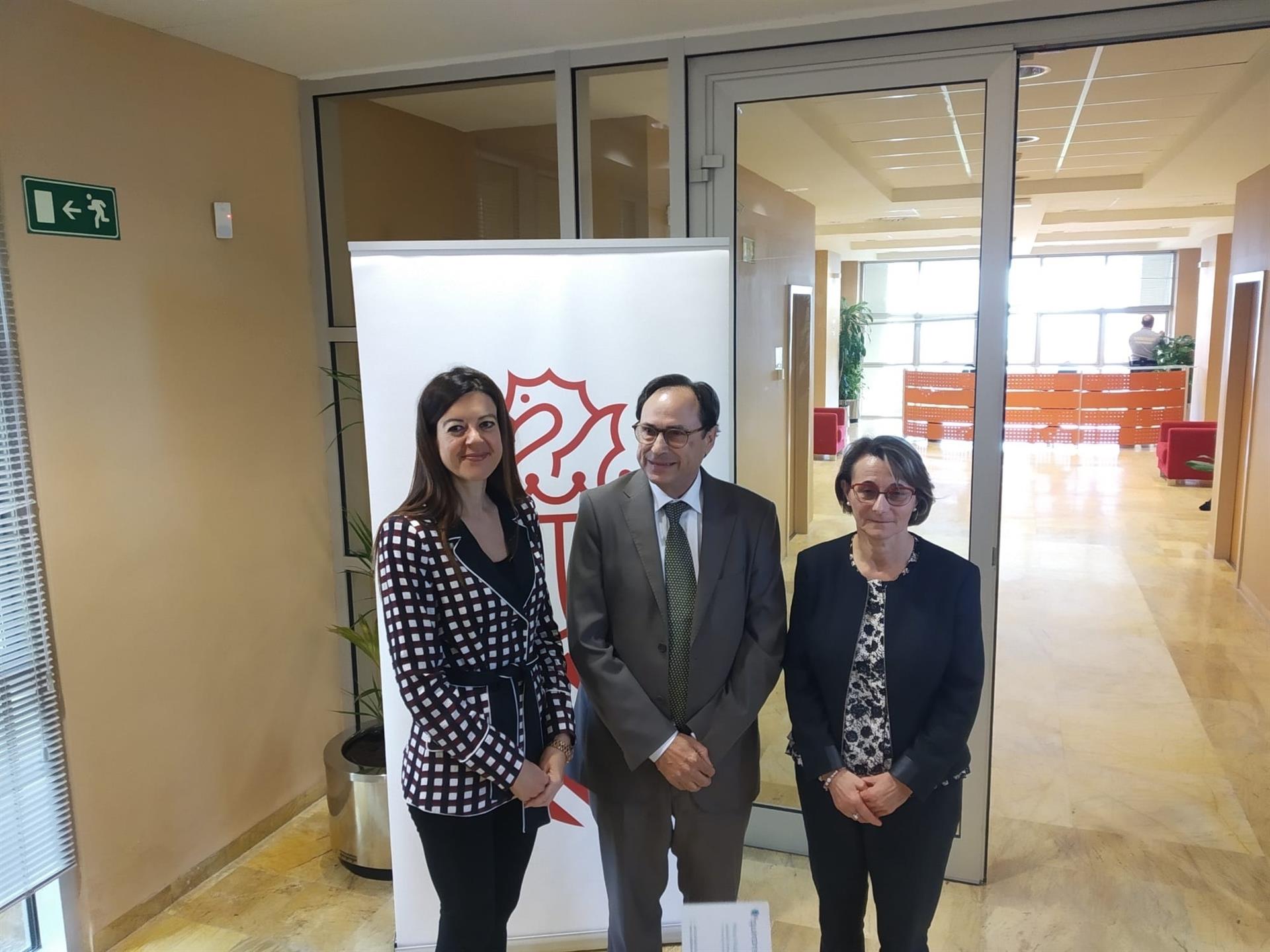 La consellera asegura que se abonarán los 69 millones de deuda histórica con las universidades antes de que acabe el año