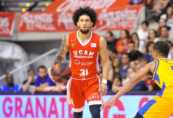 Askia Booker, MVP del mes de noviembre