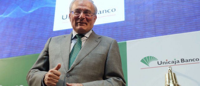 Unicaja y Liberbank vuelven a 'calentarse' en bolsa a calor de una posible reactivación de la fusión