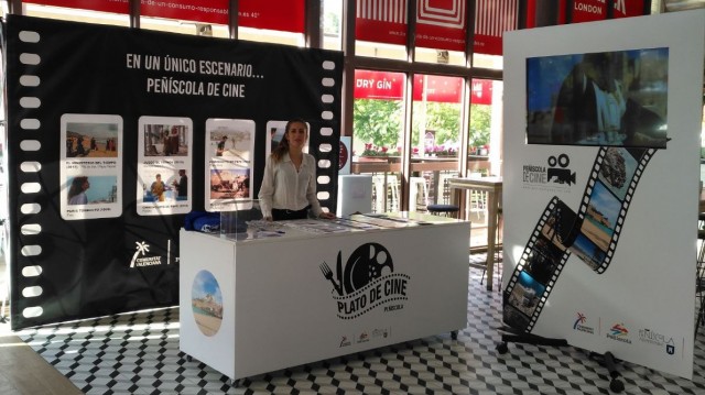 Peñíscola promociona en Bilbao sus  'escenarios de cine' y la gastronomía local