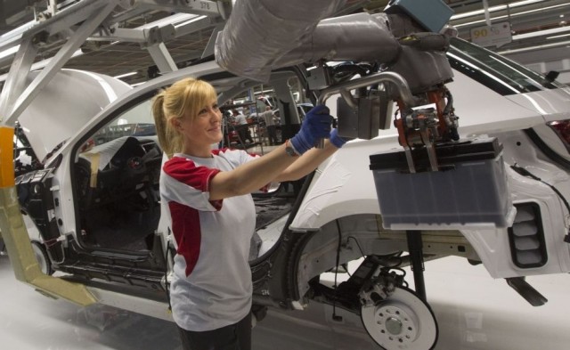 Seat mandará a su casa a 6.600 trabajadores de Martorell por el paro de producción