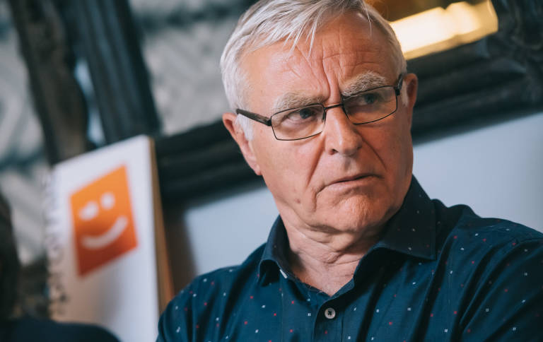 Ribó insiste en la necesidad de una nueva DIA para ampliar el puerto