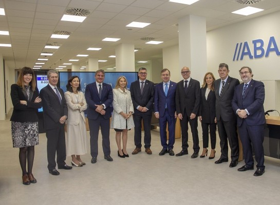 El consejo de administración de Abanca se reúne por primera vez en València