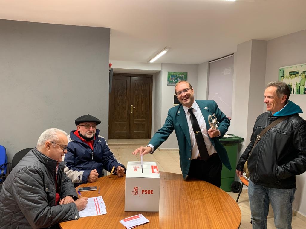 El 94% de los militantes socialistas de Castellón vota a favor de un pacto entre Sánchez e Iglesias