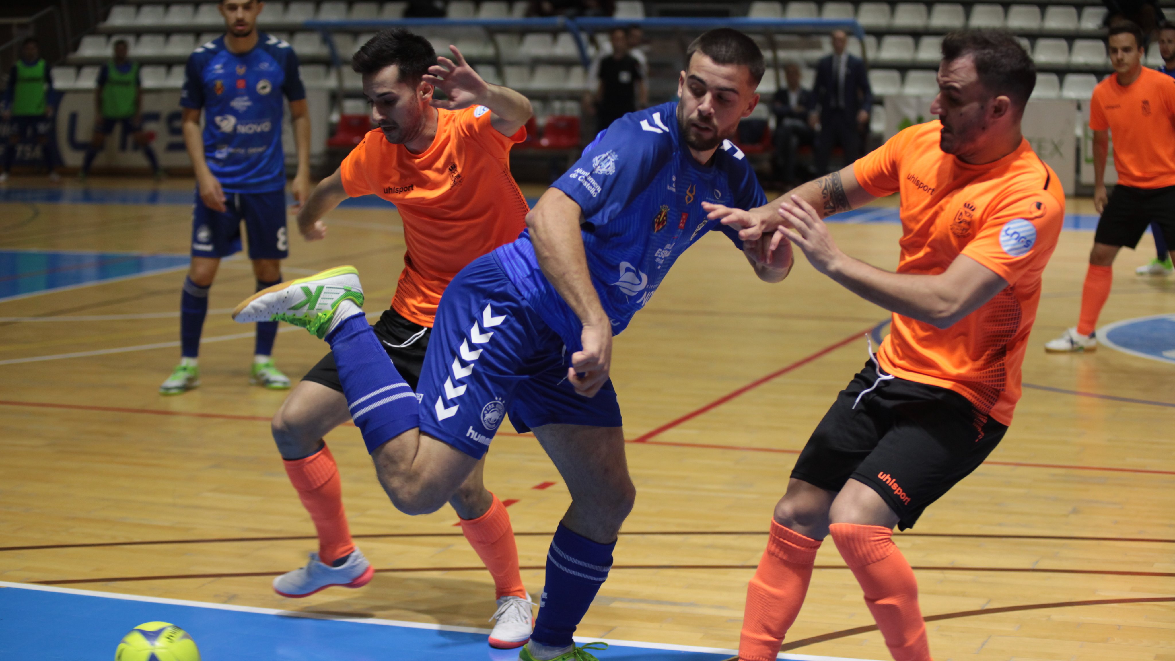 El Bisontes sufre su segunda derrota seguida tras caer con claridad ante el Móstoles (1-6)