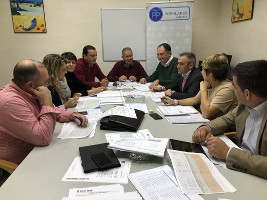 El PP propone un plan de instalaciones deportivas en Diputación y critica los 