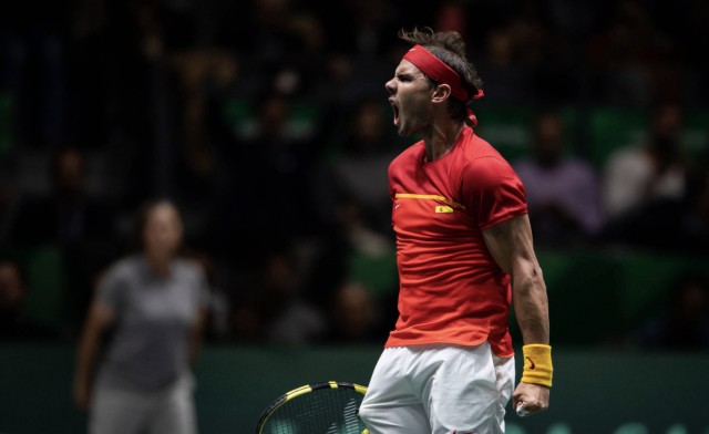 Nadal vuela e inicia la remontada contra Argentina