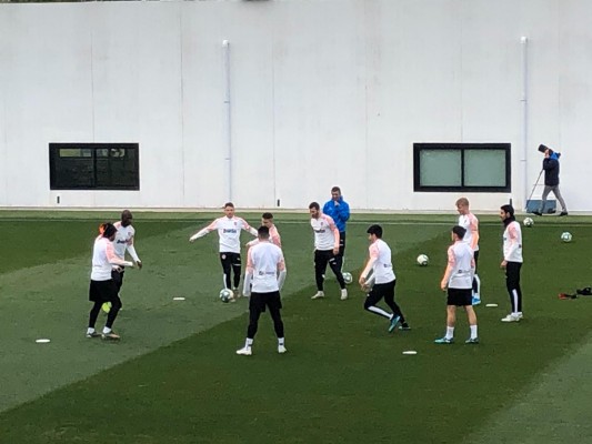 Coquelin, Sobrino y Soler empiezan la sesión con el grupo