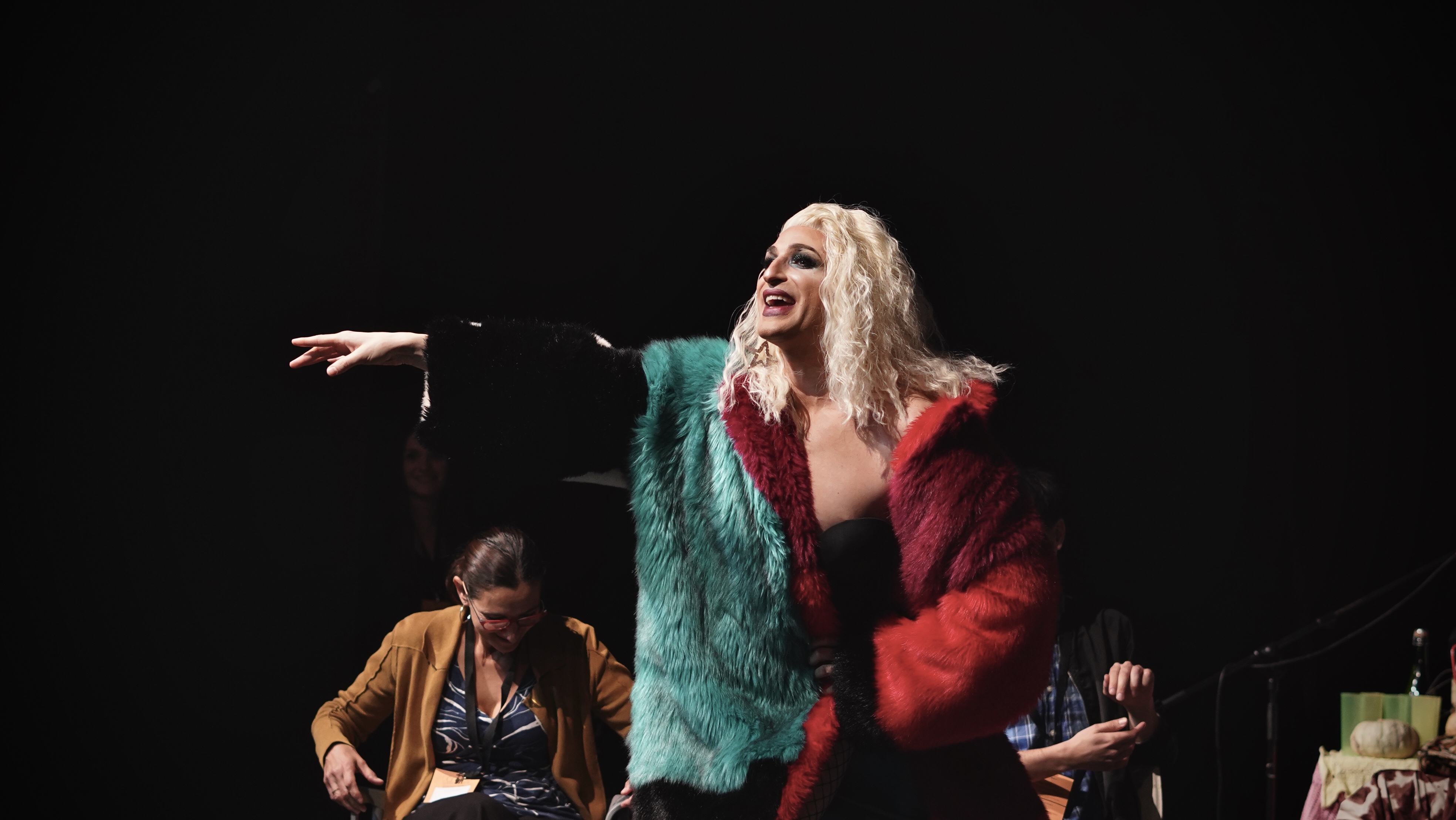 La Universitat de València analiza en una jornadas la diversidad en las artes escénicas