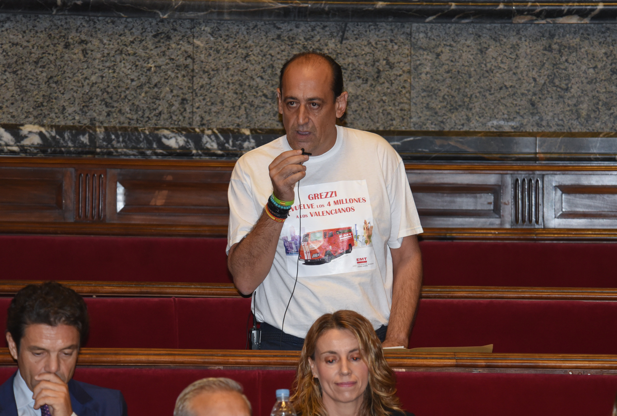 Vox critica que la EMT sea 