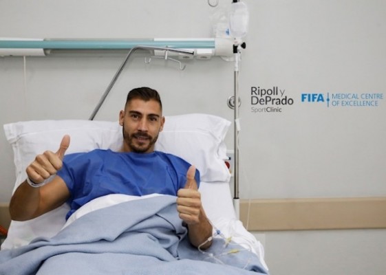 Samuel es operado de la rodilla y estará entre 10 y 12 meses de baja