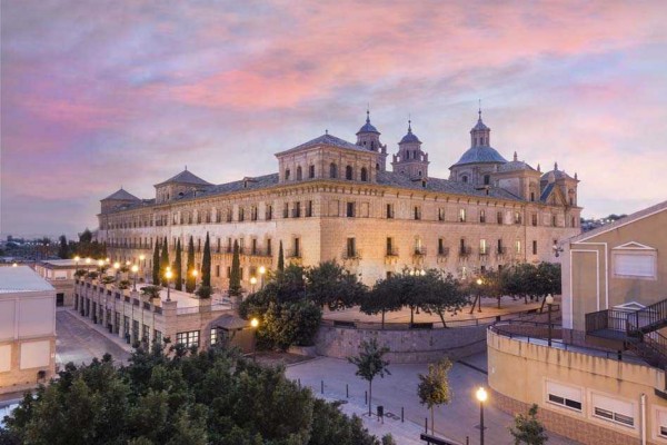 La UCAM recibirá 67 millones del BEI para su expansión en Murcia, Madrid y Málaga