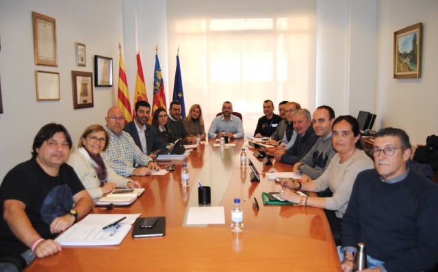Vila-real constituye la comisión que elaborará la normativa de convivencia entre vecinos y peñas