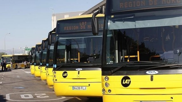 No nos sorprende que el Ayuntamiento no asuma los autobuses gestionados por la Comunidad