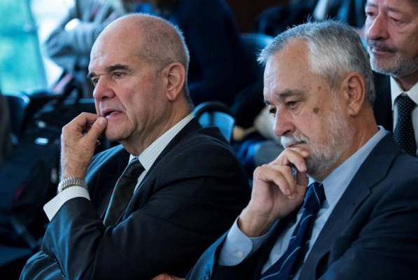 Griñán, condenado a 6 años de prisión por los ERE y Chaves, a 9 de inhabilitación