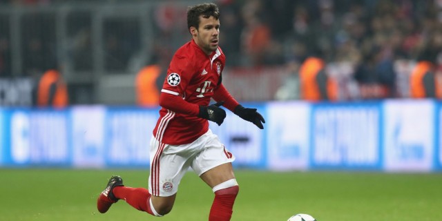 Bernat pasa por el quirófano y estará al menos dos meses de baja