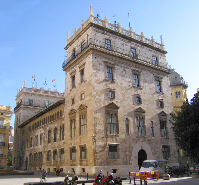 La Generalitat afirma que la labor de sus becarios es estrictamente formativa