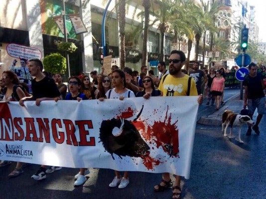 El tripartito se lía otra vez con los toros: sólo Guanyar y Compromís niegan permiso al Moralet 