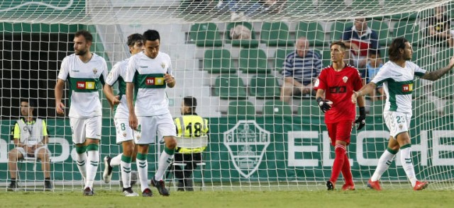 El Elche recibe casi la mitad de sus goles en acciones a balón parado
