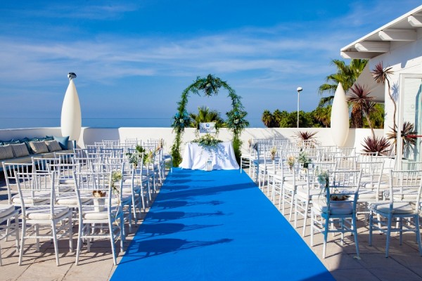 Ratifican la multa a un restaurante de La Manga por celebrar bodas en la playa