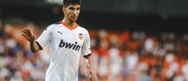 El Valencia espera contar con Soler ante el Betis y Coquelin ante el Chelsea
