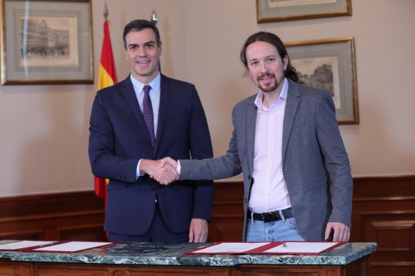 Sánchez pide por carta a la militancia que apoye el acuerdo con Unidas Podemos que considera 