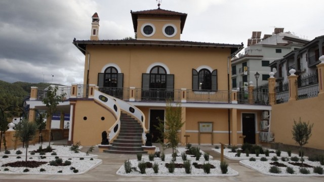 Montanejos estrena 'la nueva cara' de la histórica Villa Purificación