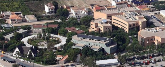 La firma Promed, mejor puntuada para reparar patologías del edificio Oriol de la UMH en Desamparados
