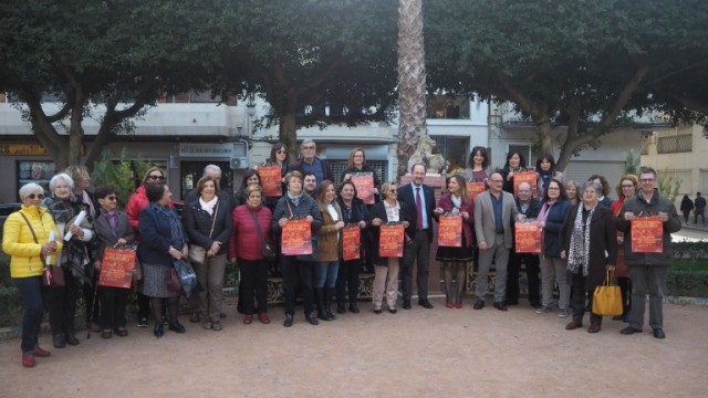 Orihuela externalizará la organización de la feria solidaria navideña en 2019 y 2020 