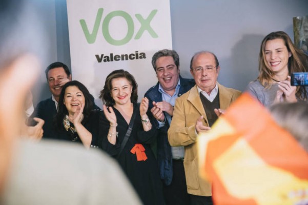 Una revisión de cientos de mesas instada por Vox acaba dando más votos al PP
