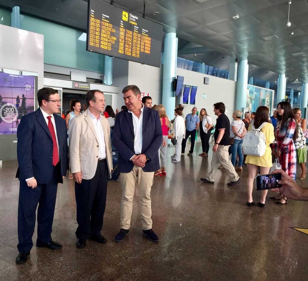 Air Nostrum convierte Peinador (Vigo) en su tercer aeropuerto por número de operaciones