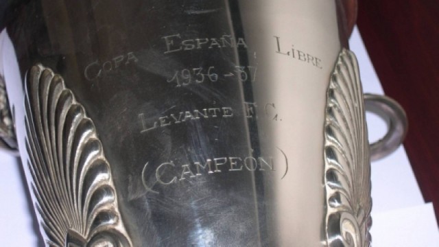 El Levante solicita ante la RFEF el reconocimiento de la Copa República 1937
