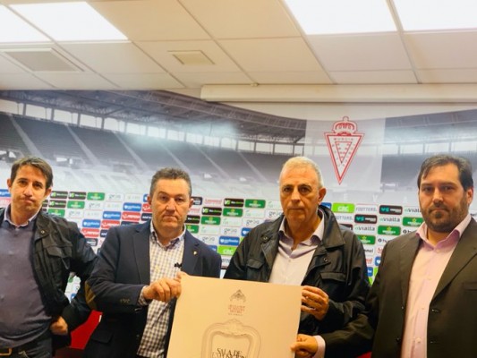 El Real Murcia abre una sala de exposiciones en Nueva Condomina, paso previo a su museo